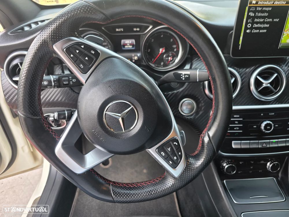 Mercedes-Benz A 180 d 7G-DCT AMG Line - 15