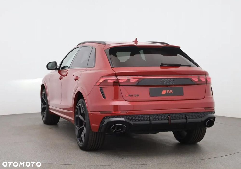 Audi RS Q8 - 6
