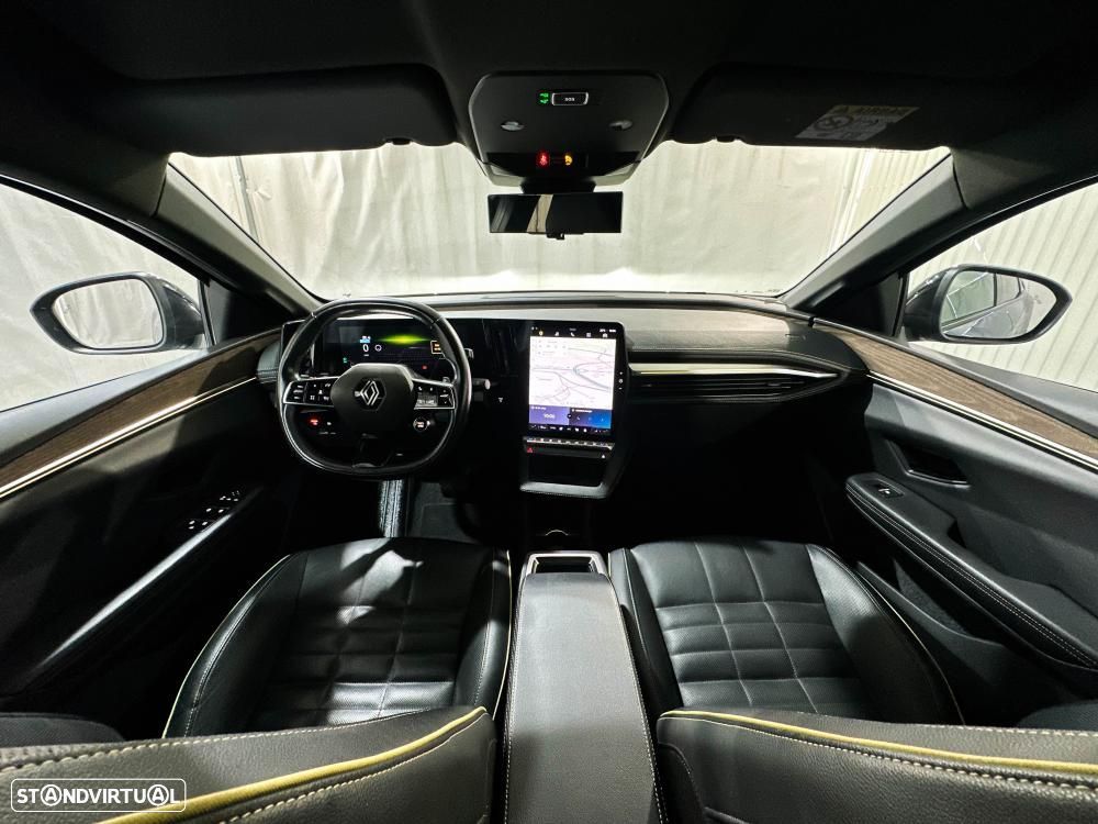 Renault Mégane E-Tech EV60 220hp optimum charge Iconic - 11