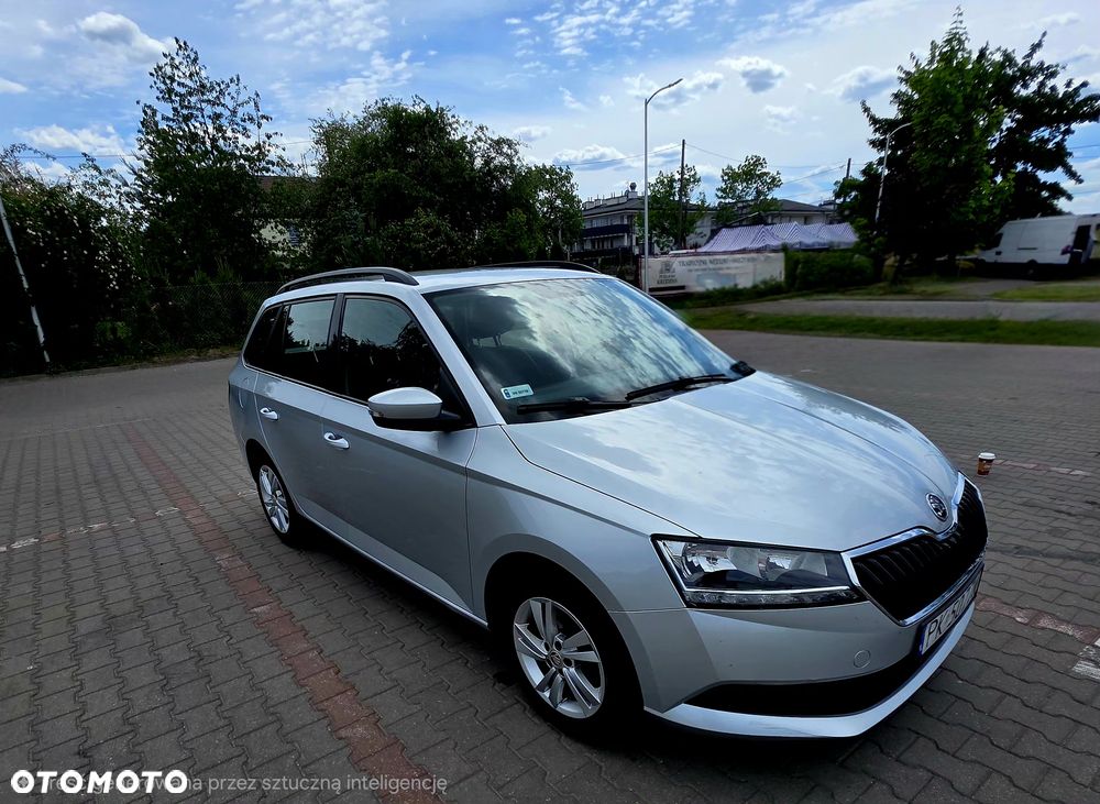 Skoda Fabia 1.0 TSI Ambition - 2