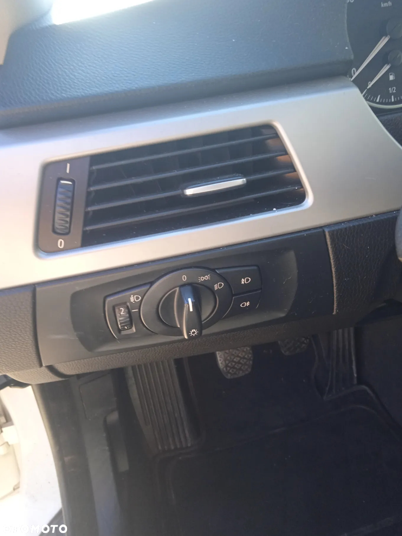 BMW Seria 3 318i - 7