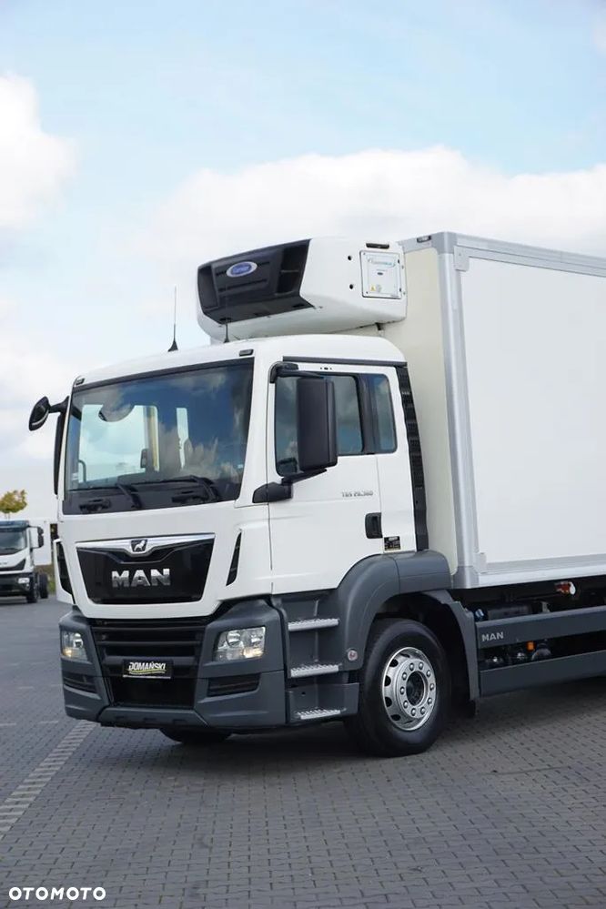 MAN TGS / 26.360 / EURO 6 / CHŁODNIA + WINDA / 20 PALET - 35