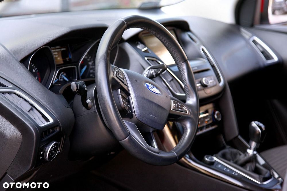 Ford Focus - 16