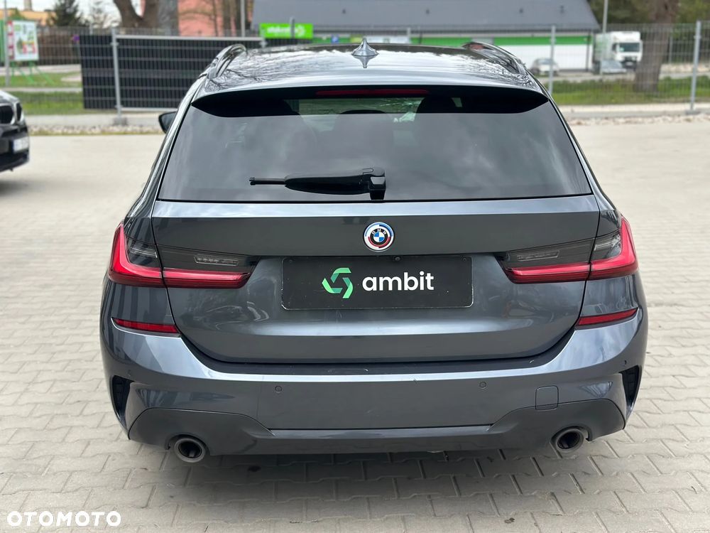 BMW Seria 3 318i - 6