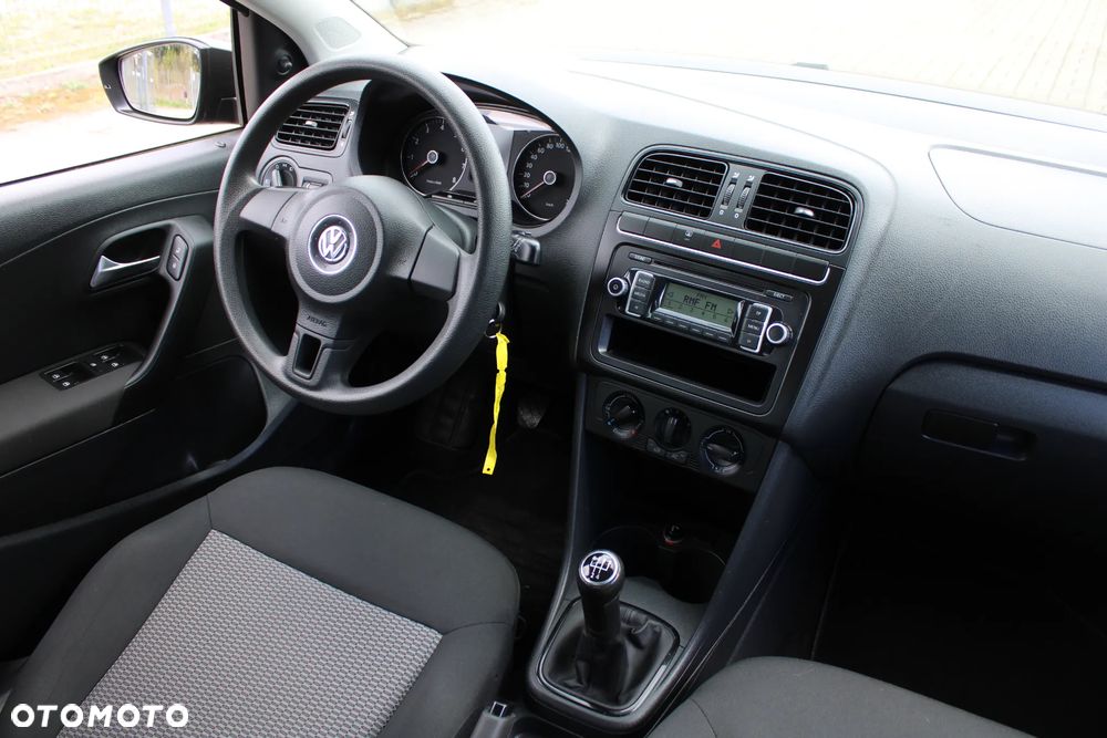 Volkswagen Polo - 15