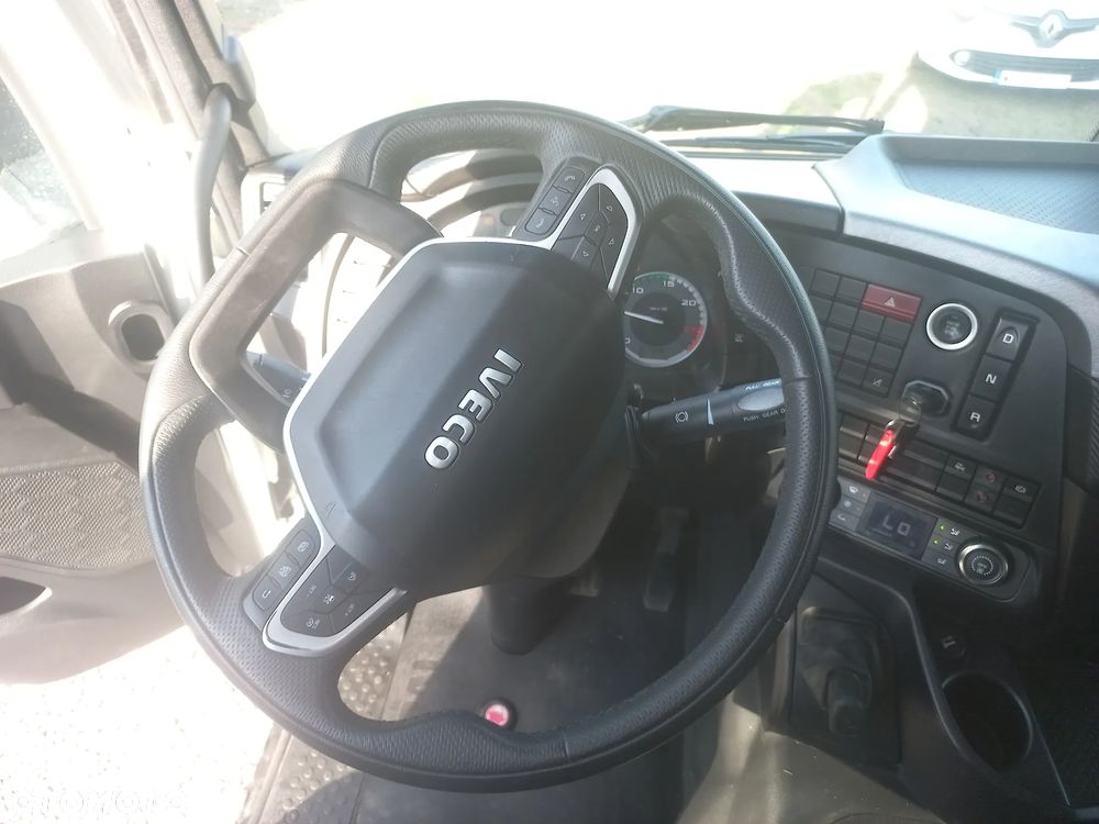 Iveco S-Way - 6