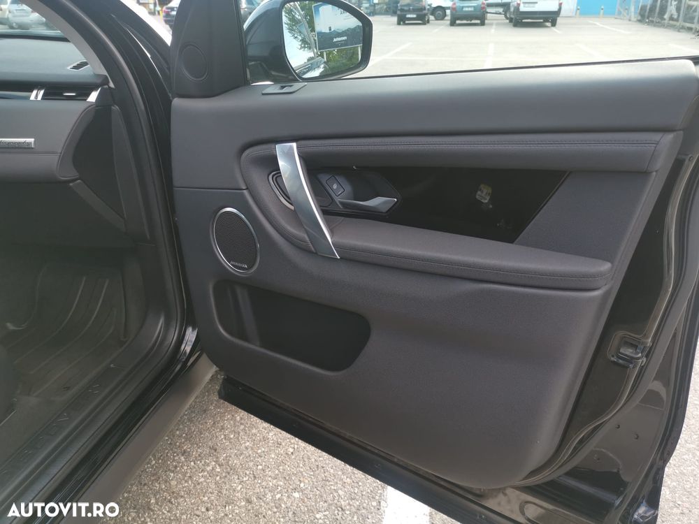 Land Rover Discovery Sport - 25