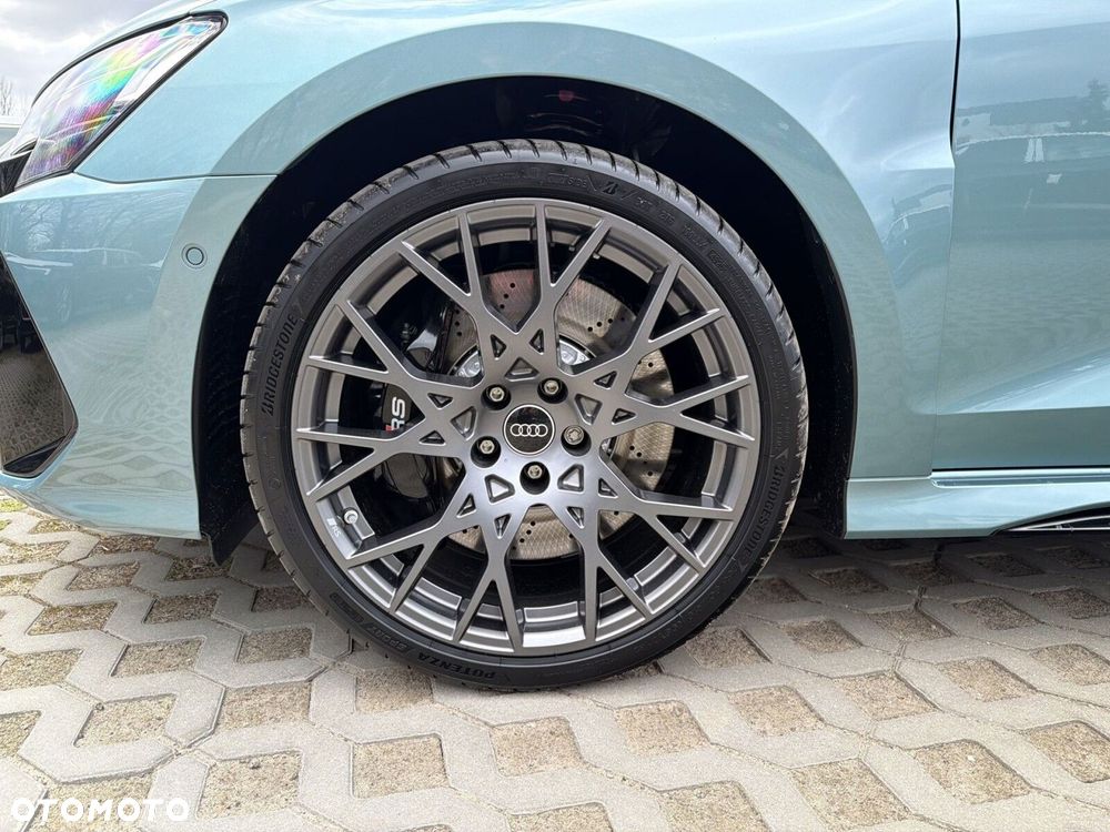 Audi RS3 Limousine - 9