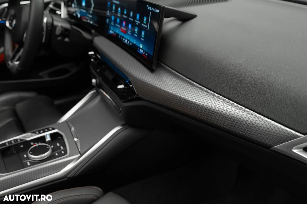 BMW Seria 4 M440i xDrive Gran Coupe - 11