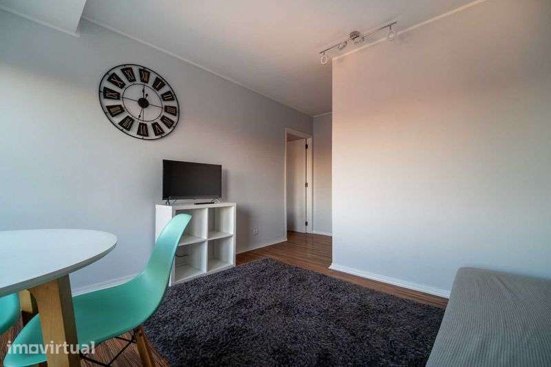 Apartamento T1 Praça da Galiza - Grande imagem: 3/10