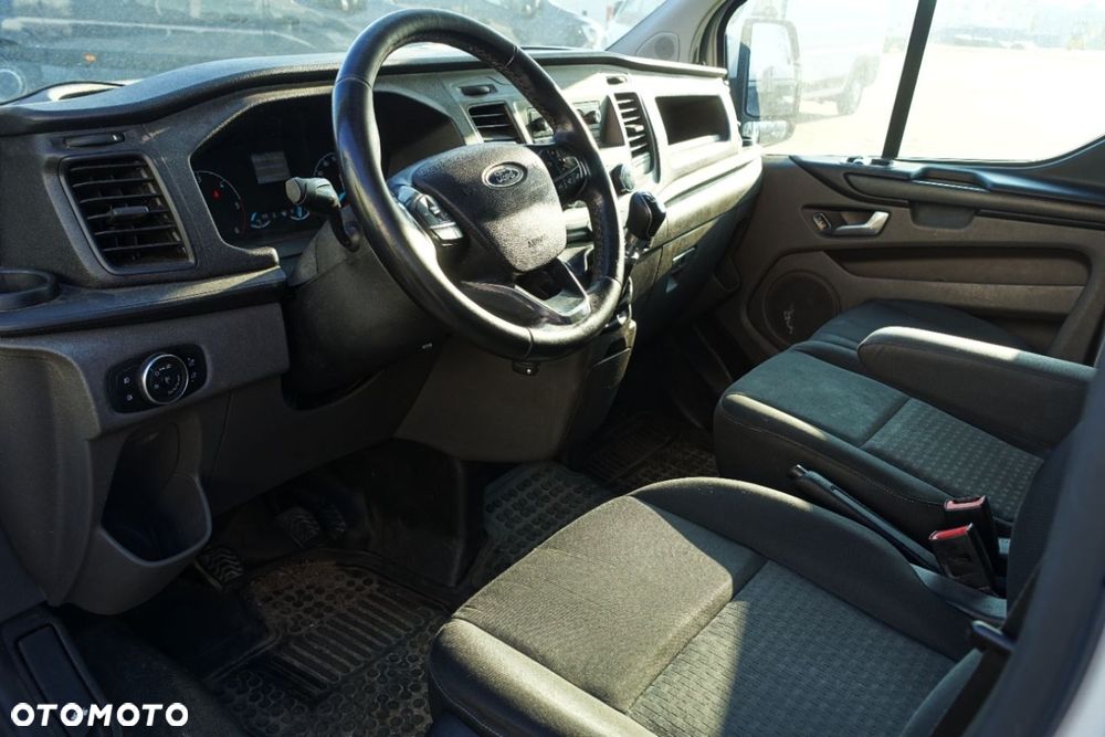 Ford Transit Custom - 8