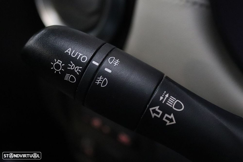 Nissan Micra 1.0 IG-T N-Design Black - 15