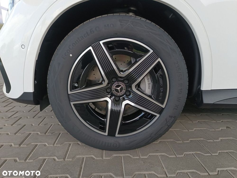 Mercedes-Benz GLC - 27