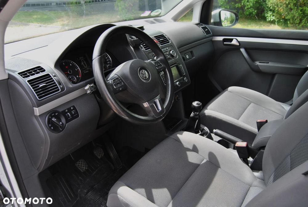 Volkswagen Touran 1.6 TDI DPF STYLE - 5