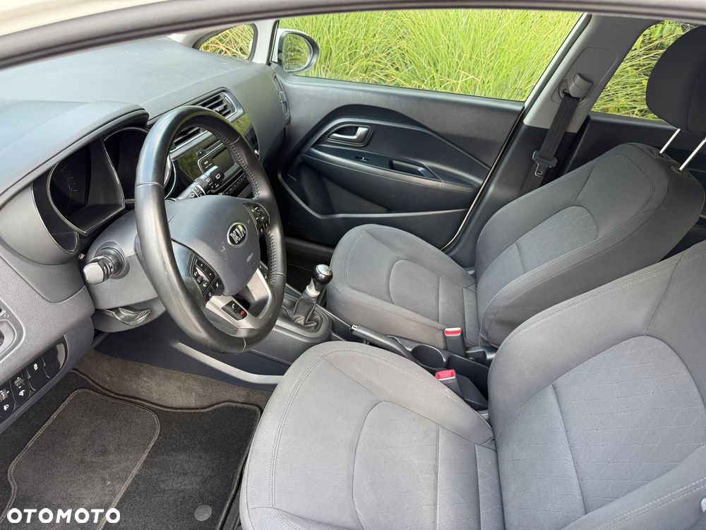 Kia Rio 1.2 Business Line - 17