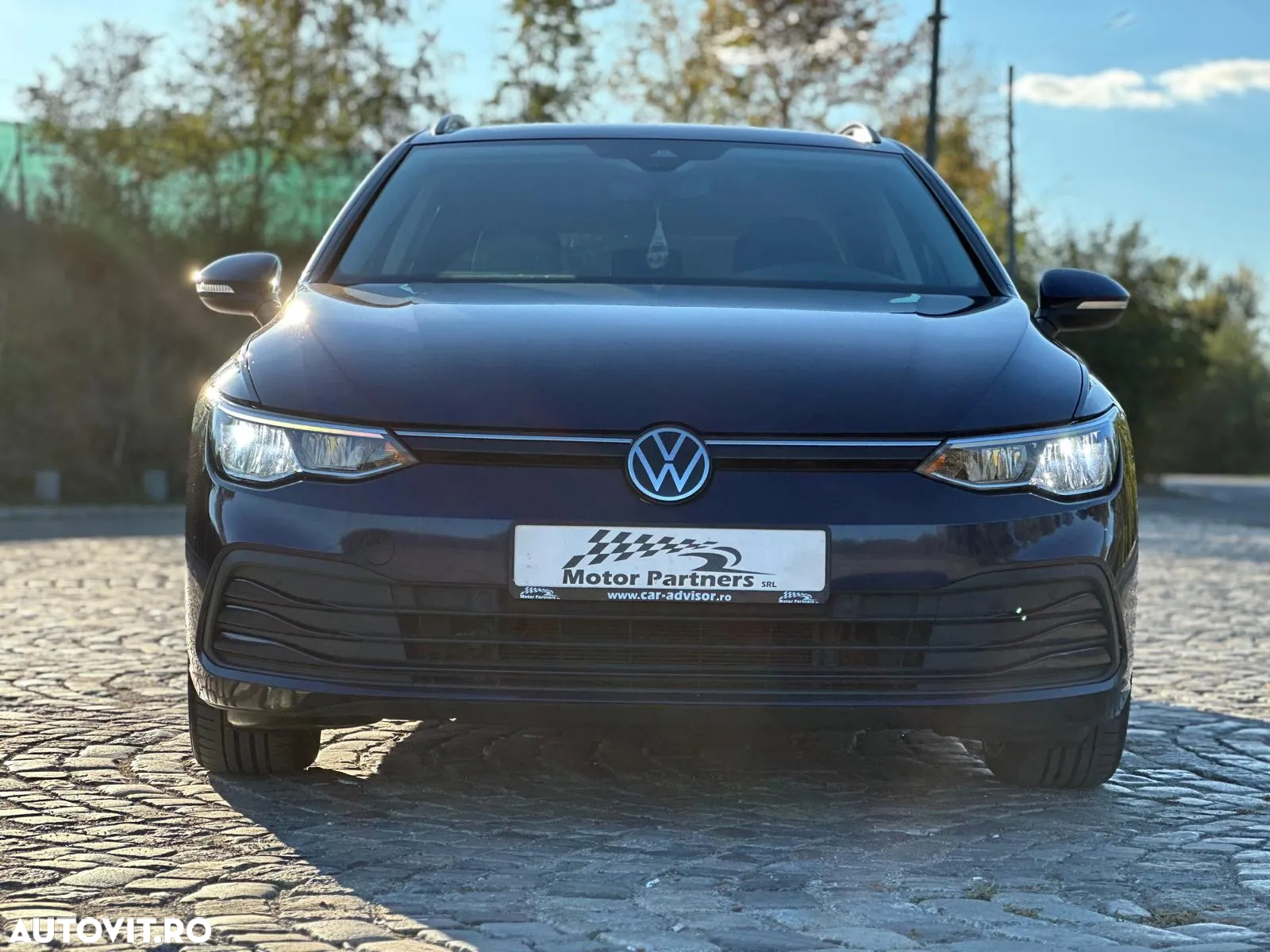 Volkswagen Golf Variant 2.0 TDI 116CP DSG Life - 3