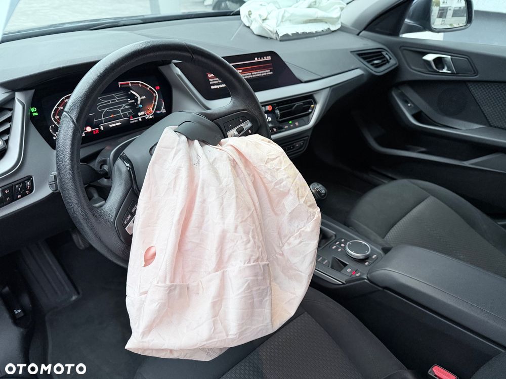 BMW Seria 1 118i GPF Sport Line - 5