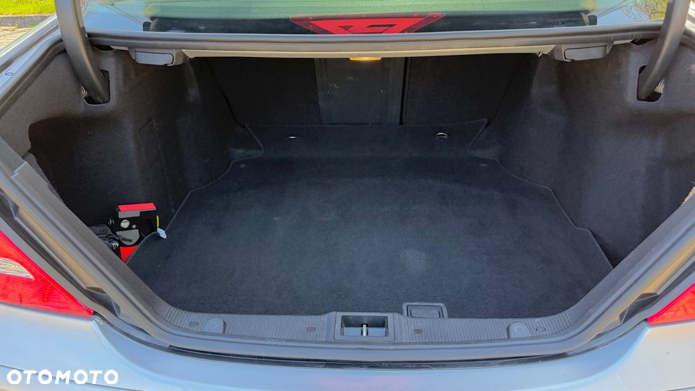 Mercedes-Benz Klasa C 180 Kompressor Automatik Classic - 23