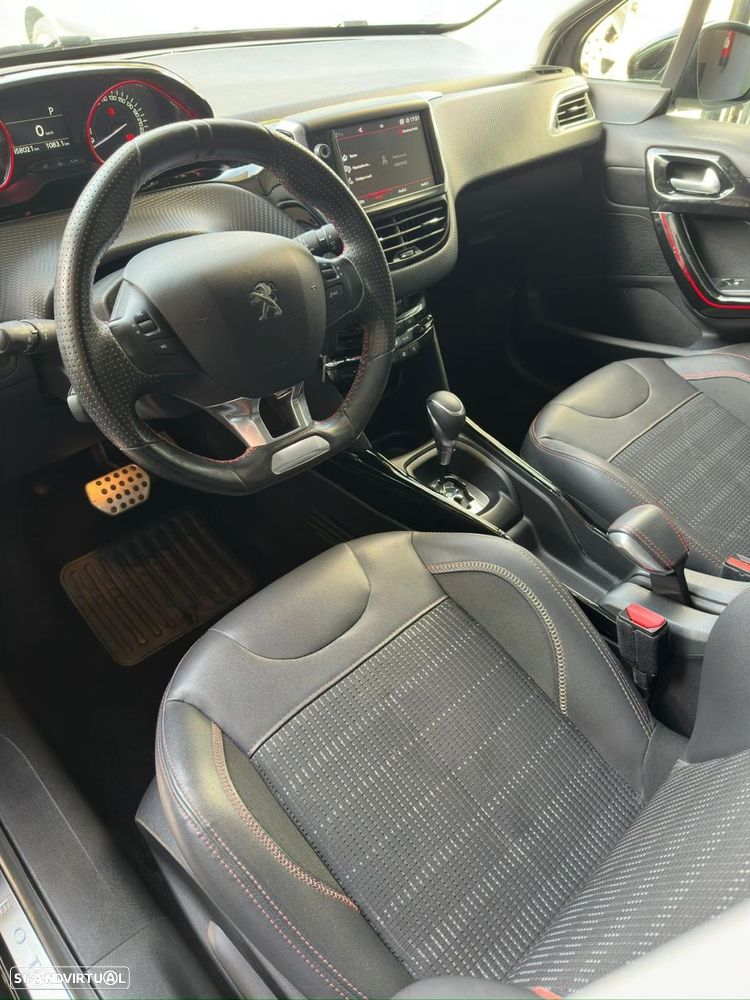 Peugeot 2008 1.2 PureTech GT Line EAT6 - 8