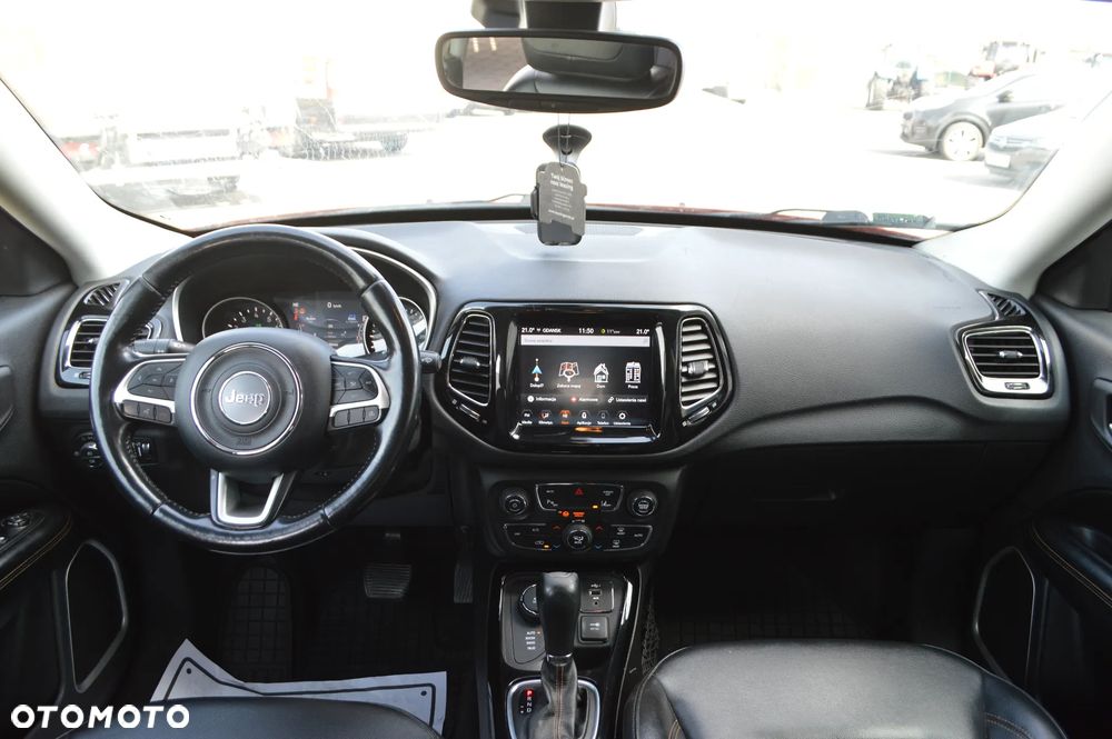 Jeep Compass - 17
