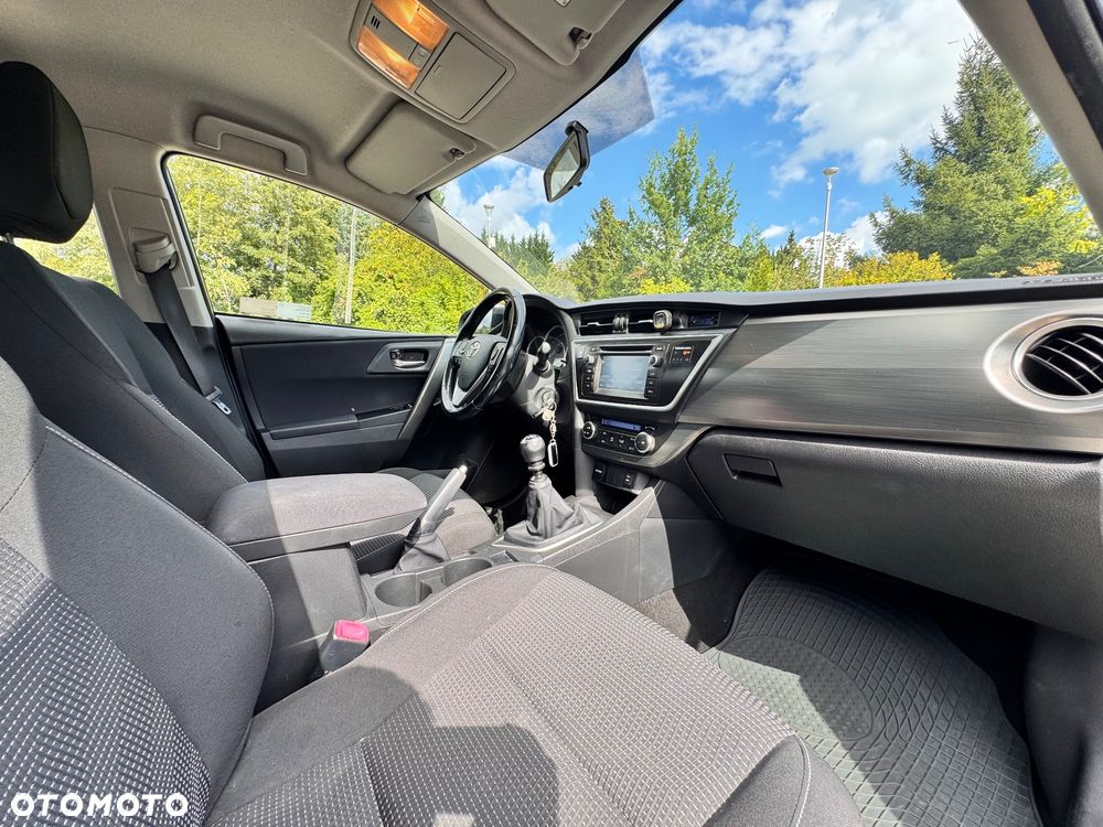 Toyota Auris 1.6 Prestige - 14