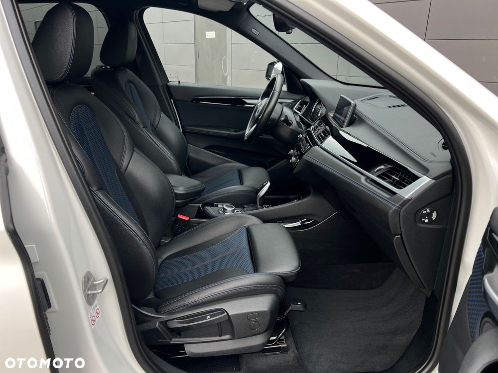 BMW X1 sDrive18d M Sport - 36