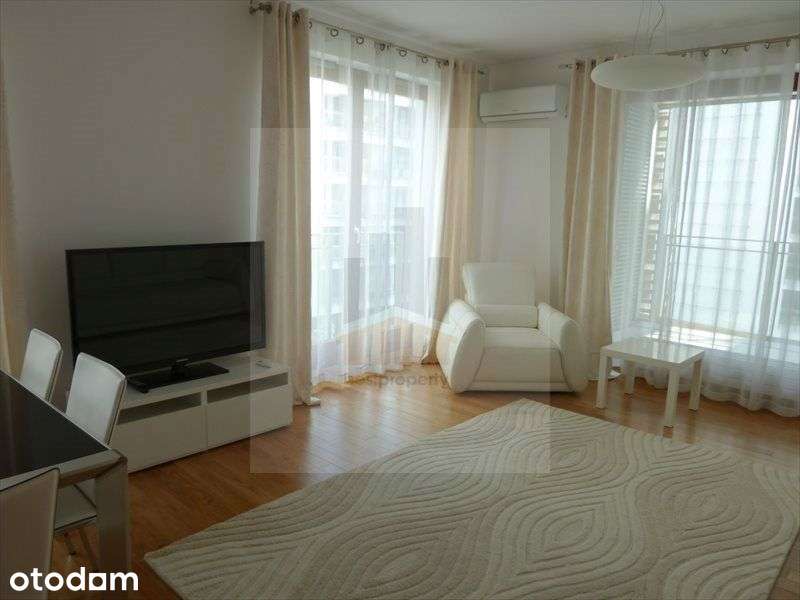 Apartament w centrum przy parku