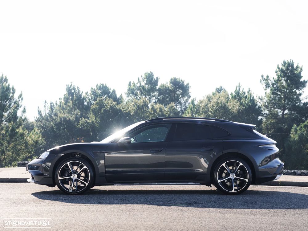 Porsche Taycan Cross Turismo 4 - 4