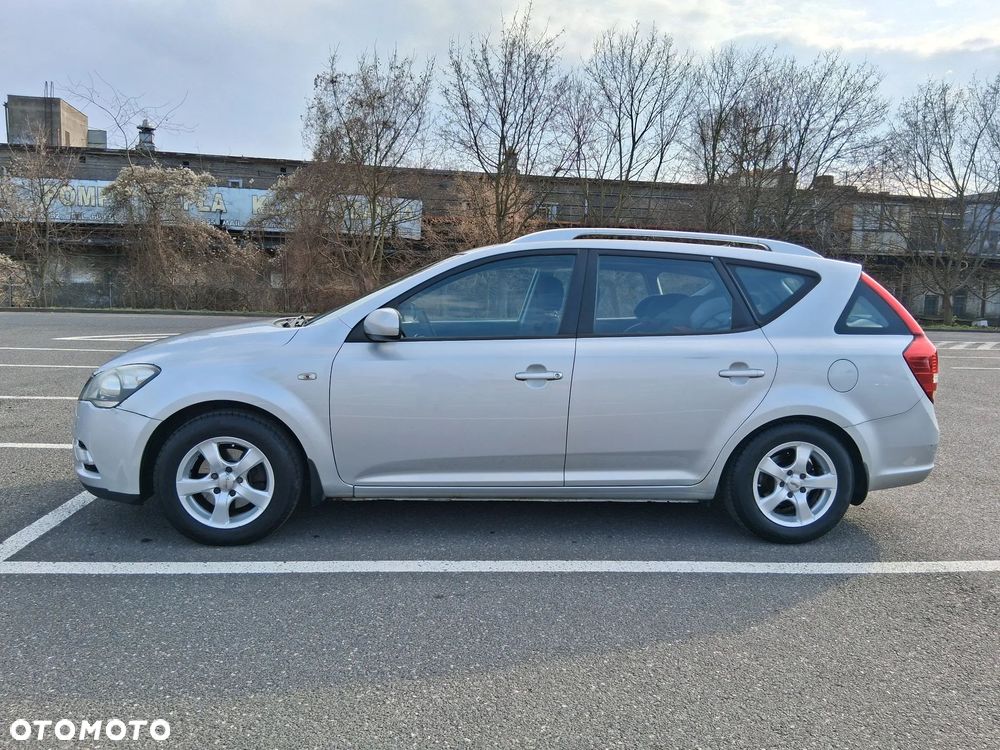 Kia Ceed 1.6 Crdi M - 5