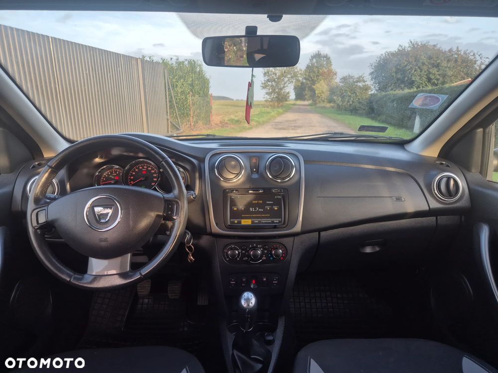 Dacia Sandero - 8