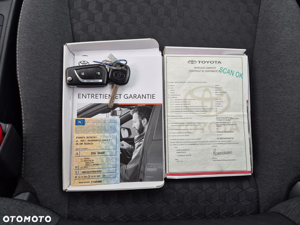 Toyota Yaris 1.5 Selection Elegant - 18