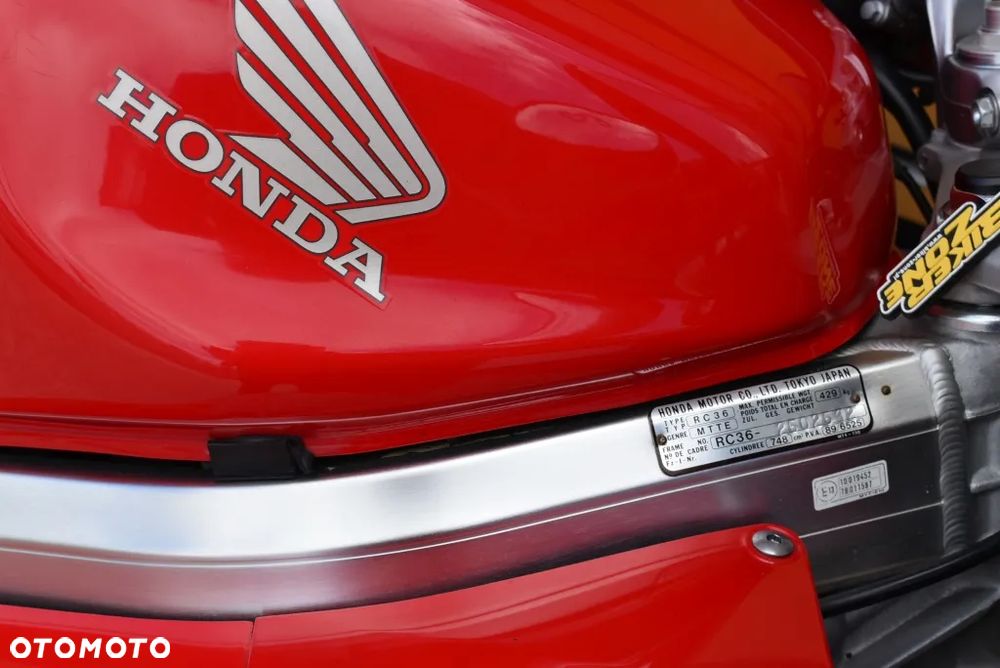 Honda VFR - 33
