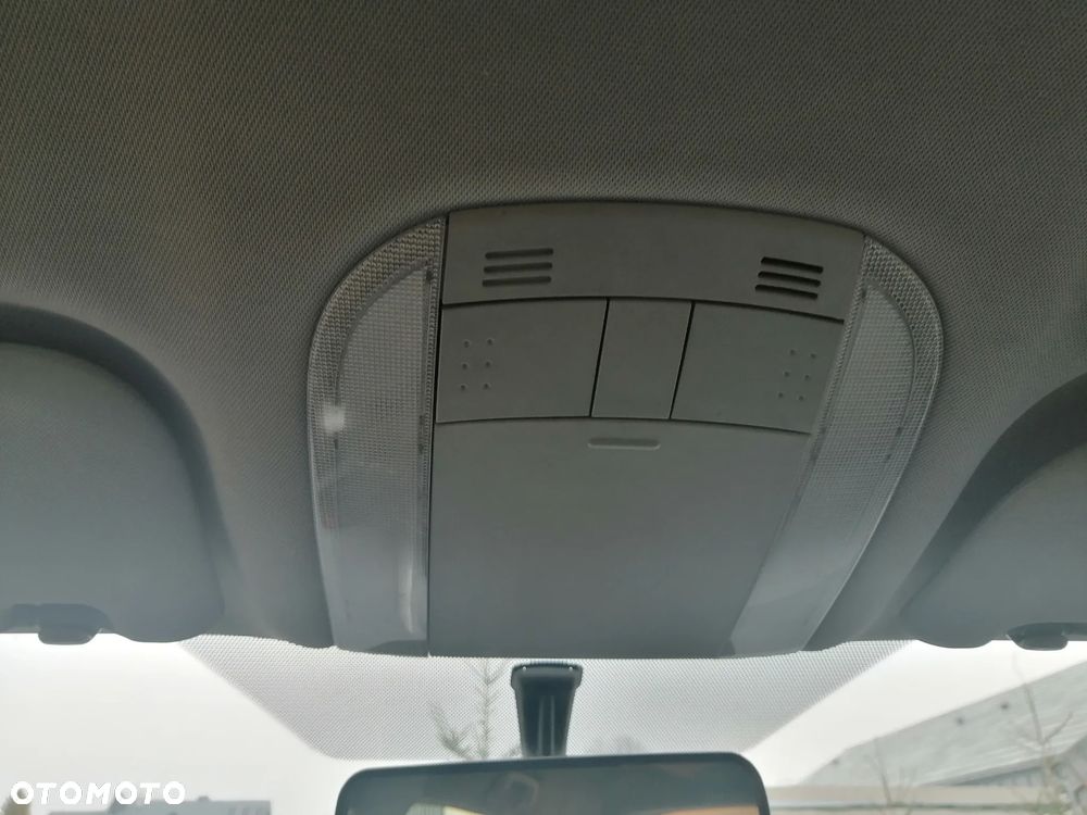 Toyota Auris 1.33 Dual-VVT-i START Edition - 20