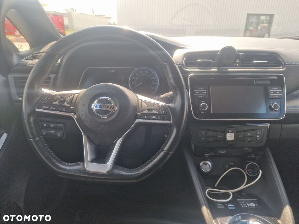 Nissan Leaf 40 kWh 2.ZERO Edition - 10
