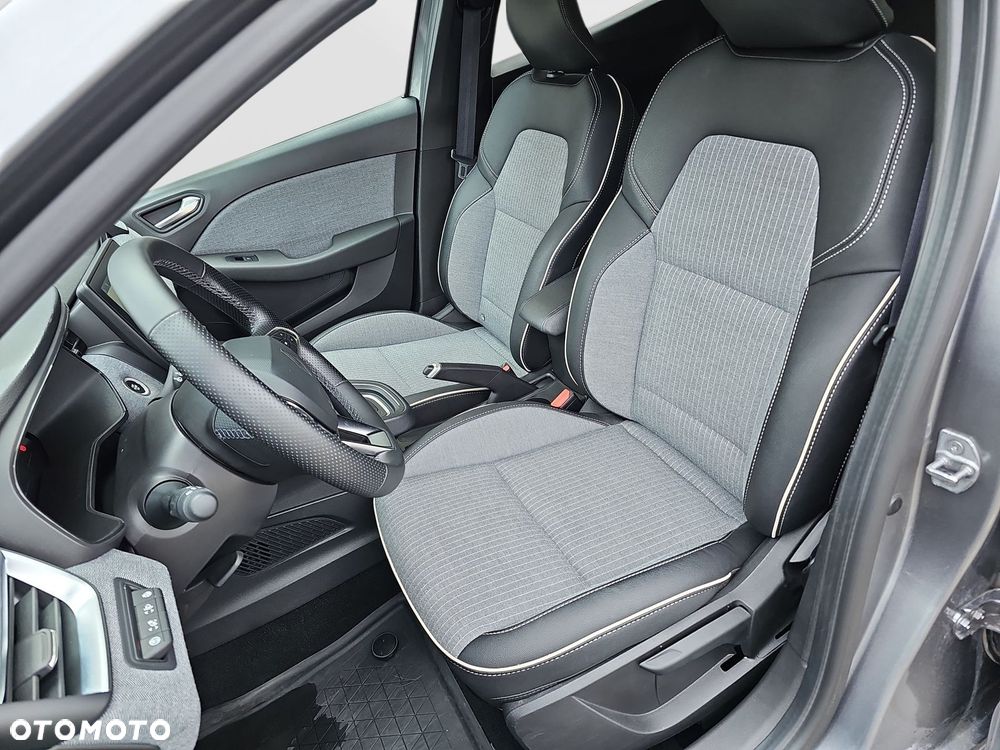 Renault Clio - 12
