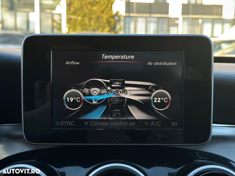 Mercedes-Benz C 220 CDI DPF Automatik BlueEFFICIENCY Avantgarde - 37