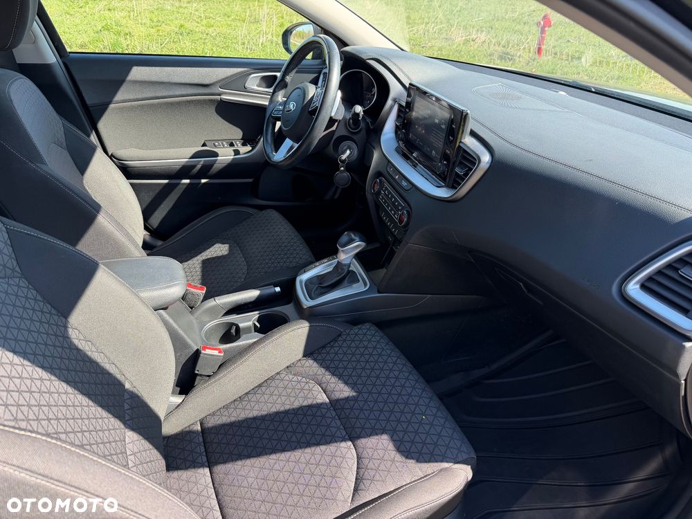 Kia XCeed 1.5 T-GDI M DCT - 6