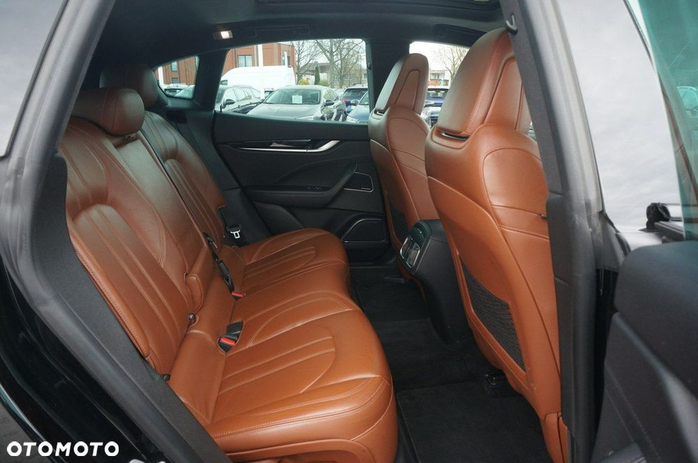 Maserati Levante - 33