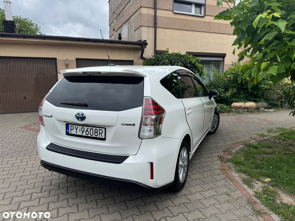 Toyota Prius+ (Hybrid) Executive - 8