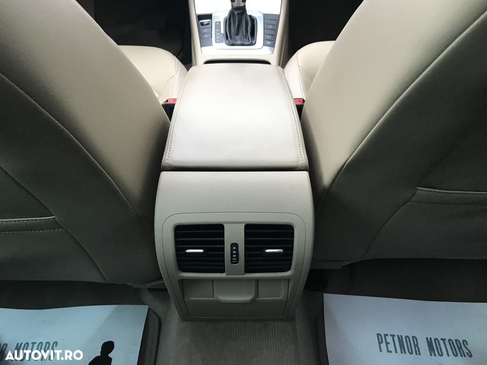 Volkswagen Passat 2.0 Blue TDI DSG SCR Highline - 35