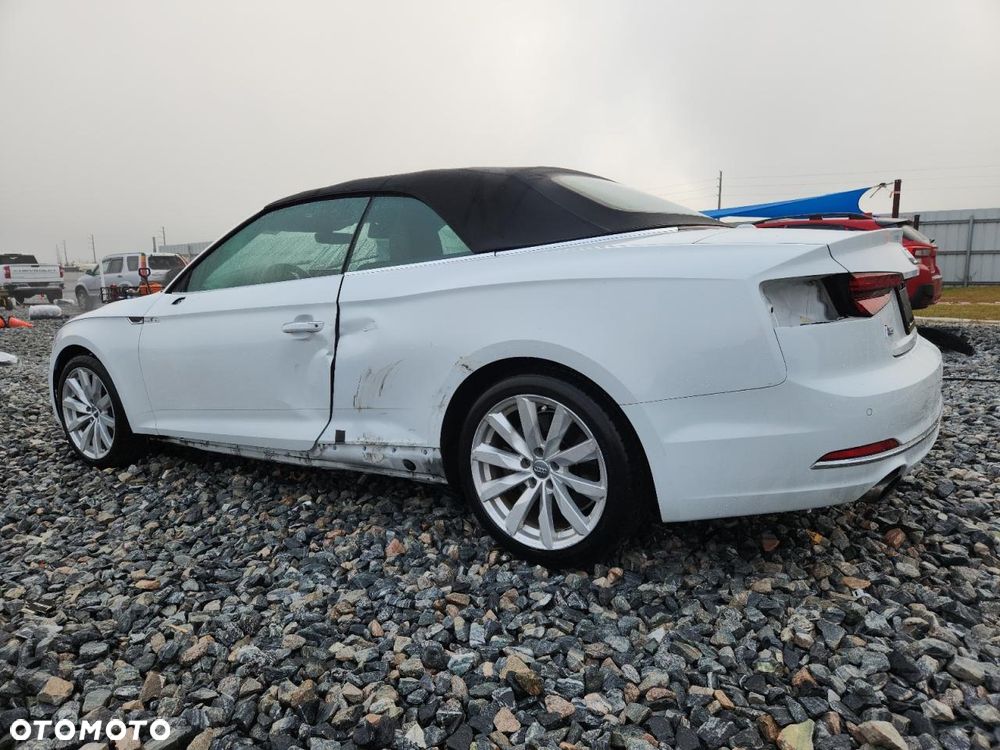 Mercedes-Benz SLK - 32