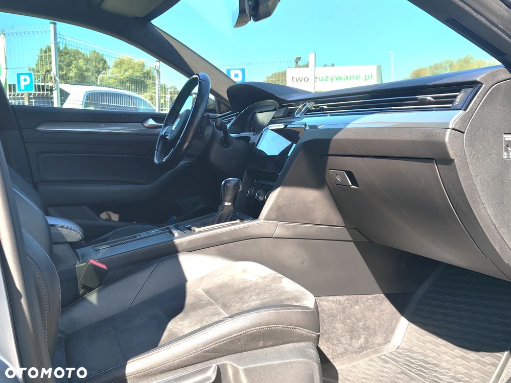 Volkswagen Arteon 2.0 TSI R-Line DSG - 25