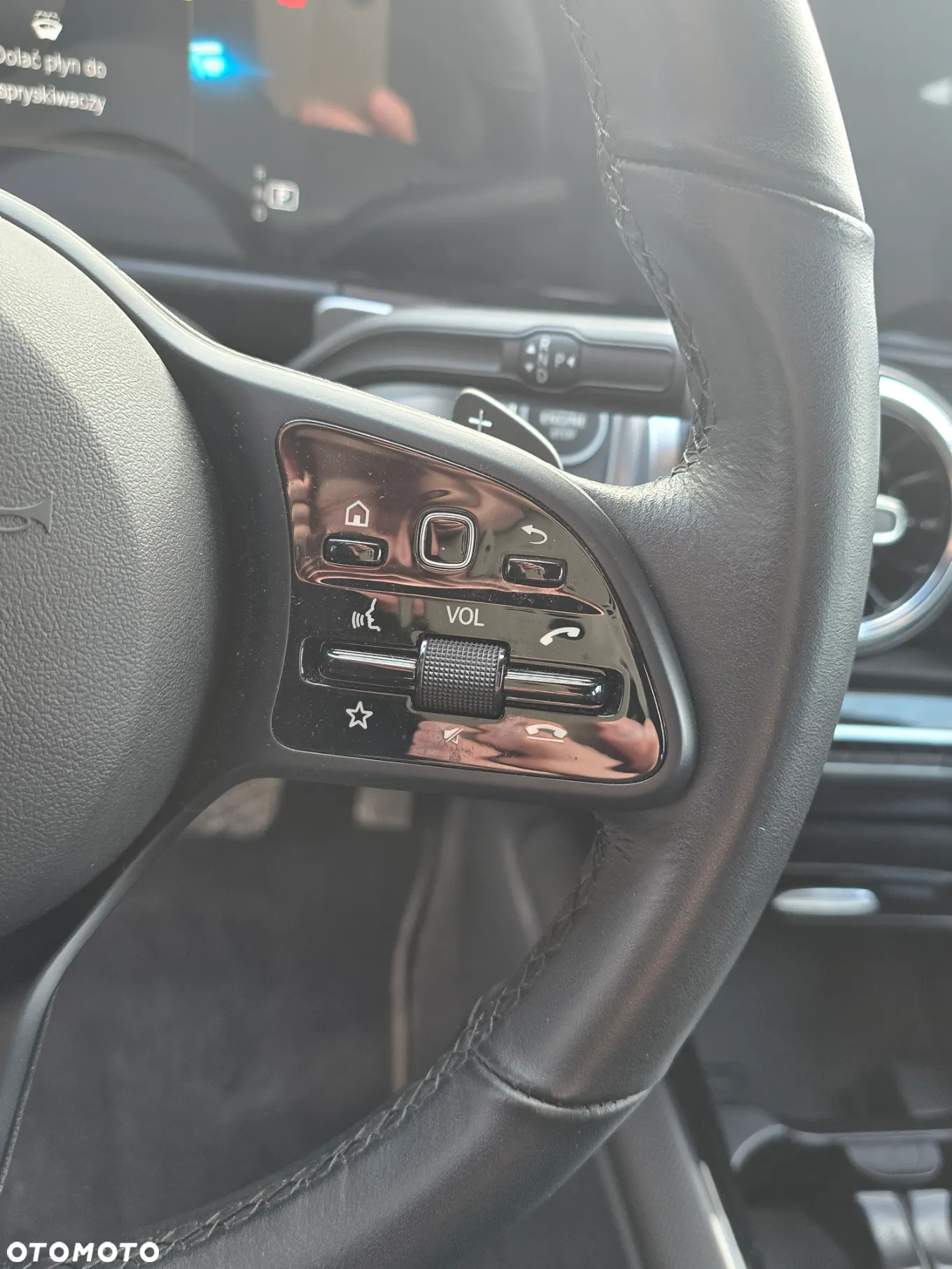 Mercedes-Benz GLB 200 Style 7G-DCT - 10