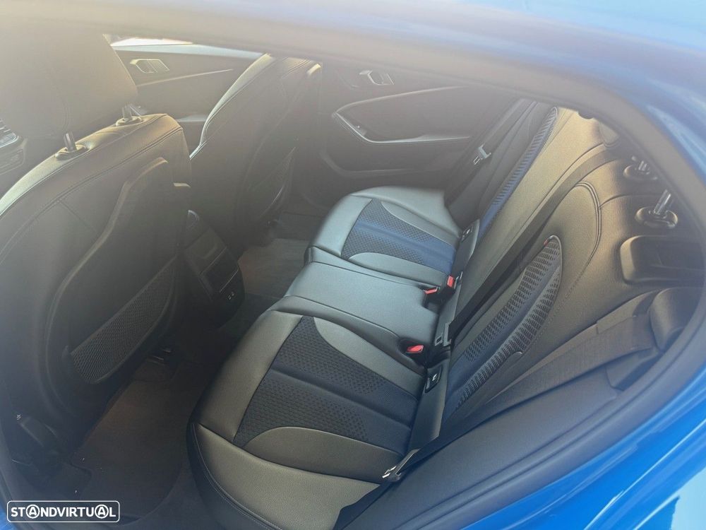 BMW 116 d Pack Desportivo M - 6