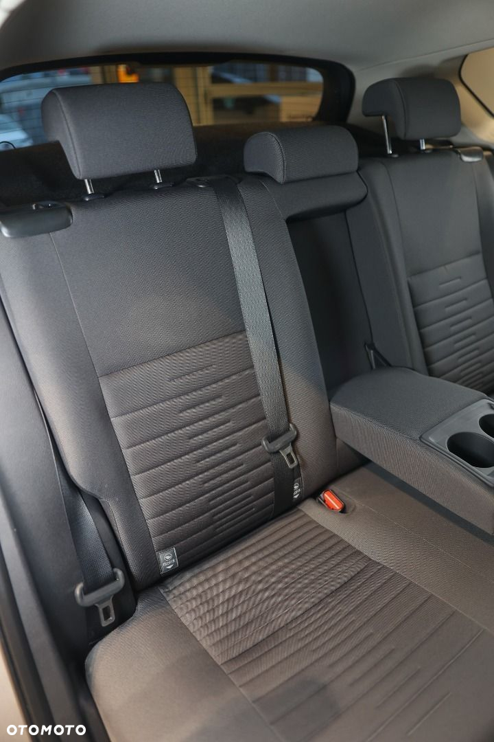 Toyota Auris - 17