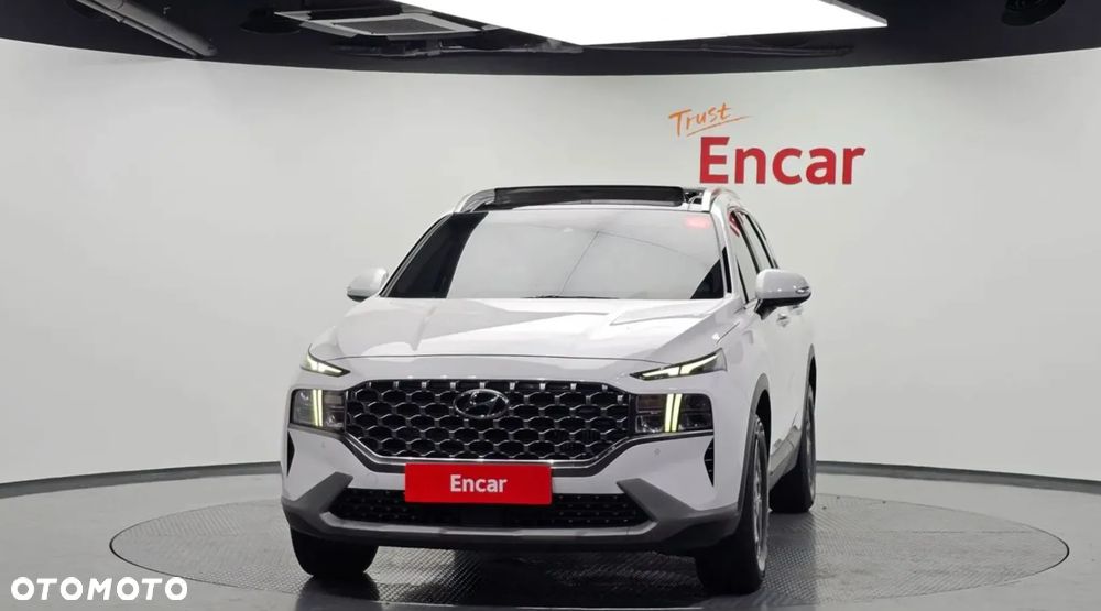 Hyundai Santa Fe - 3