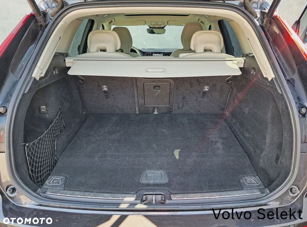 Volvo XC 60 - 31