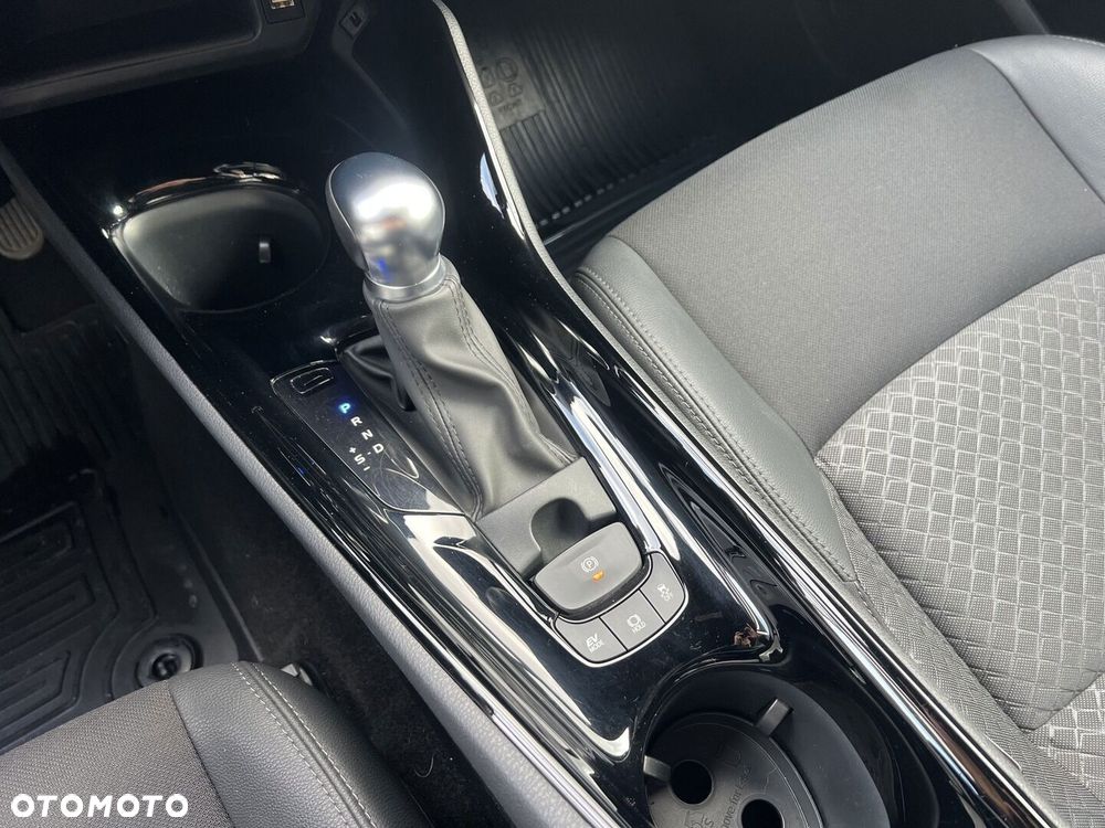 Toyota C-HR 2.0 Hybrid Style - 24