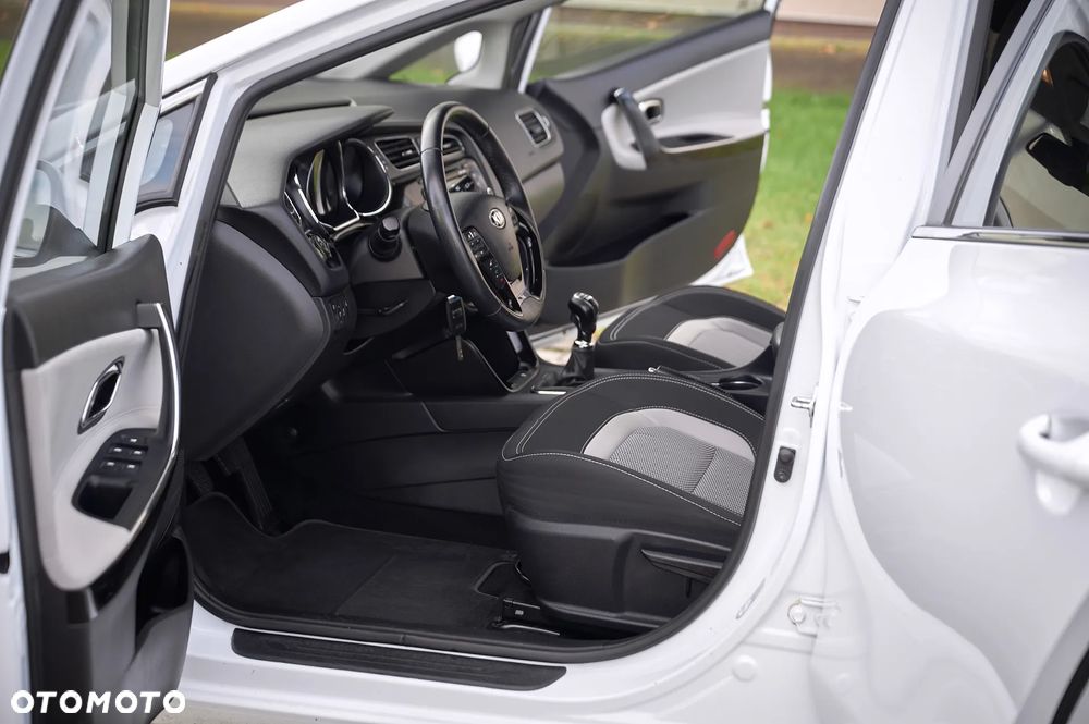 Kia Ceed Cee'd 1.6 CRDi Business Line - 26