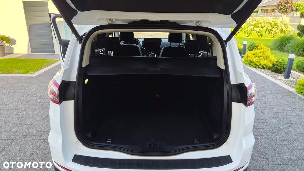 Ford S-Max 2.0 TDCi 4WD Titanium PowerShift - 34